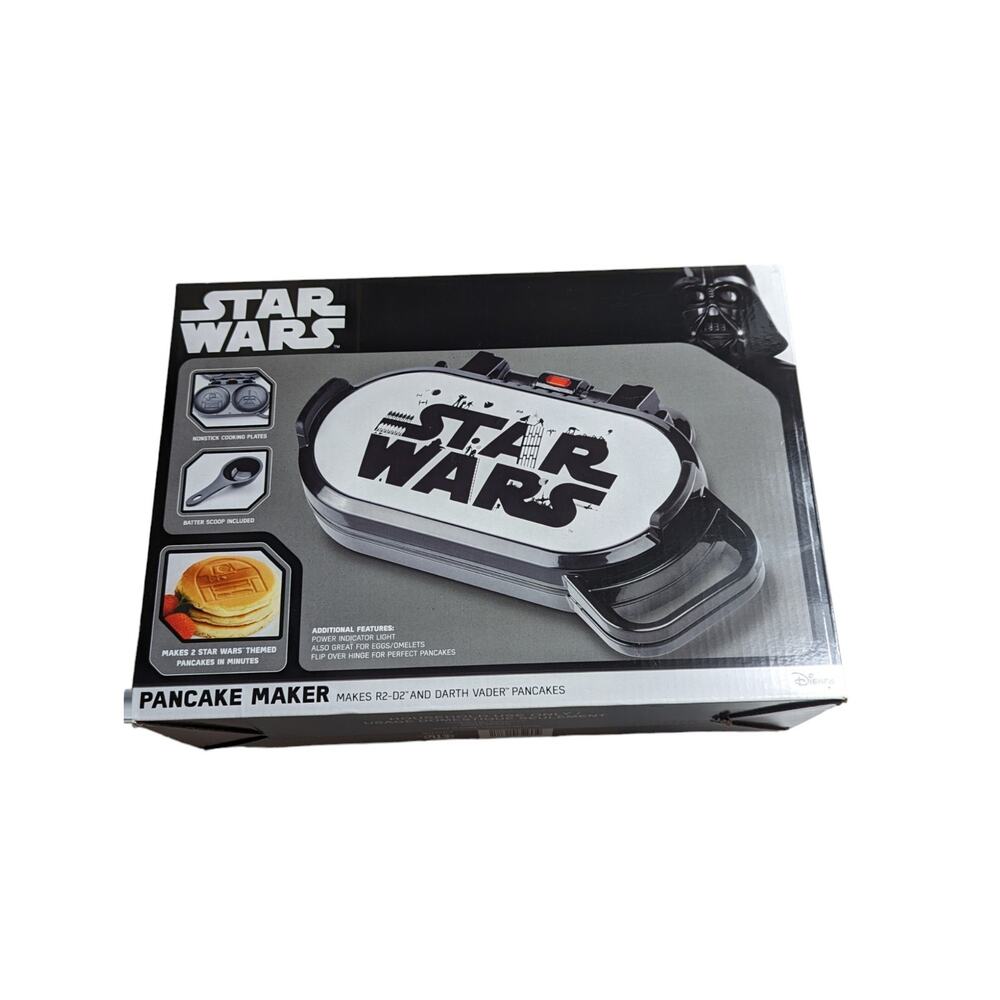 Disney Star Wars 2 Pancake Maker, Makes R2D2 and Darth Vader Pancakes Brand New